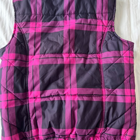 Buffalo Plaid Girls Billabong Point Dry 8k Puffer Vest - Picture 4 of 4